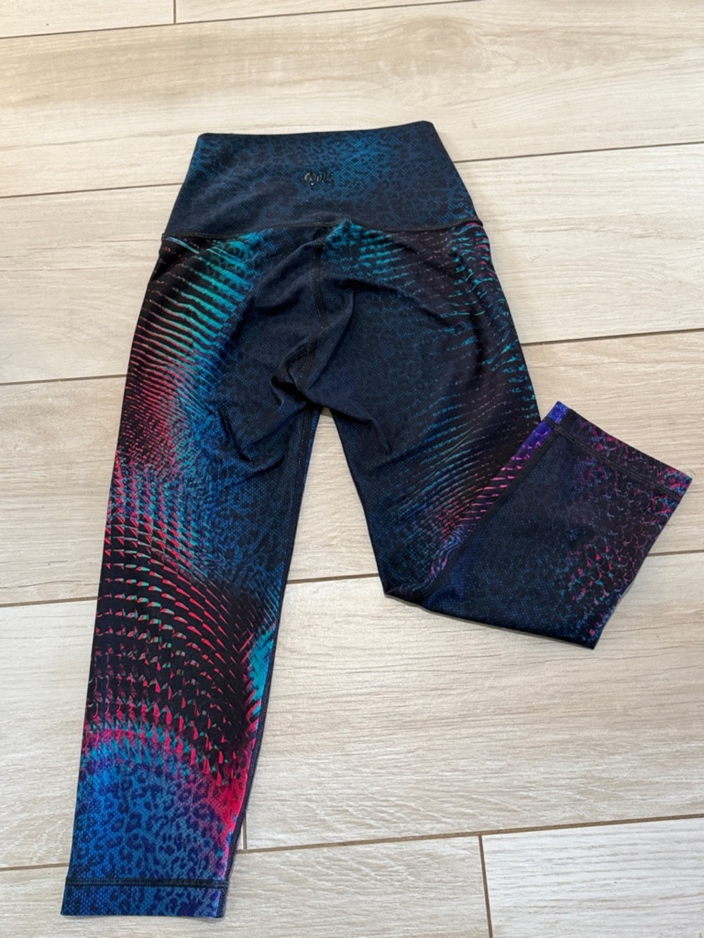 Wear It To Heart “WITH” Black Multicolor Active Leggings - Picture 5 of 10